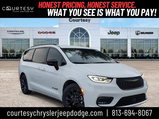 2025 Chrysler Pacifica PACIFICA SELECT