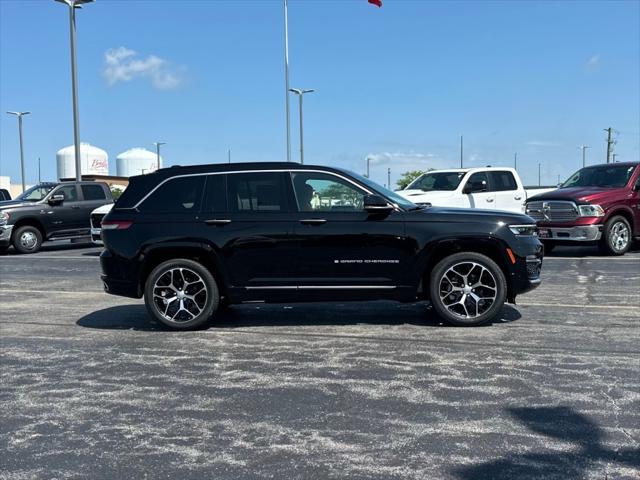 2025 Jeep Grand Cherokee GRAND CHEROKEE SUMMIT RESERVE 4X4