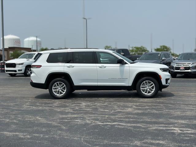 2025 Jeep Grand Cherokee GRAND CHEROKEE L LAREDO 4X4