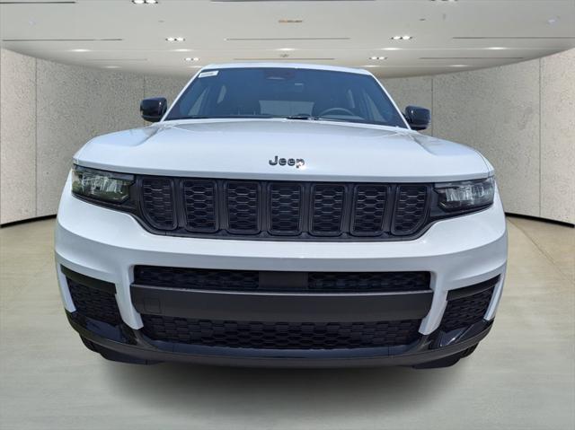 2025 Jeep Grand Cherokee GRAND CHEROKEE L ALTITUDE 4X2