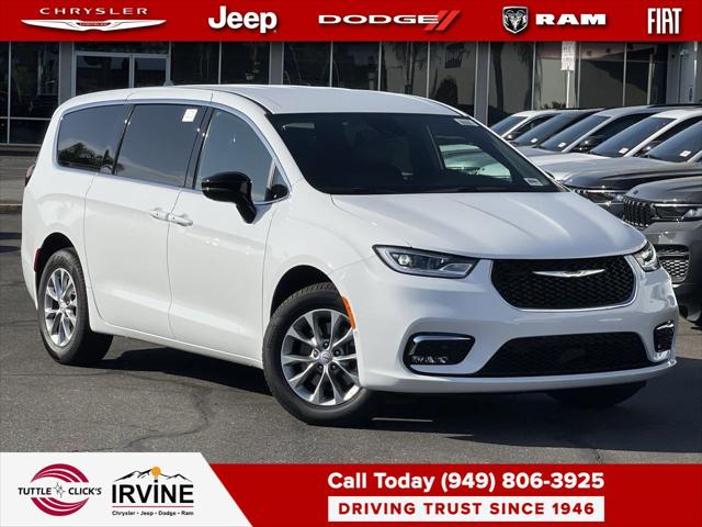 2025 Chrysler Pacifica PACIFICA SELECT AWD