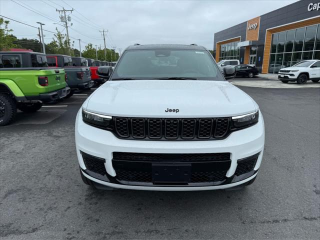 2025 Jeep Grand Cherokee GRAND CHEROKEE L SUMMIT 4X4