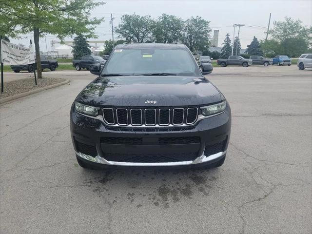 2025 Jeep Grand Cherokee GRAND CHEROKEE L LAREDO X 4X4