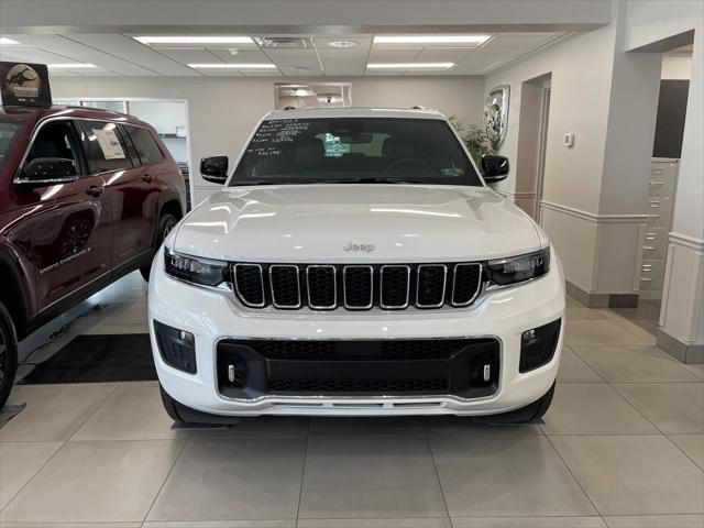2025 Jeep Grand Cherokee GRAND CHEROKEE OVERLAND 4X4