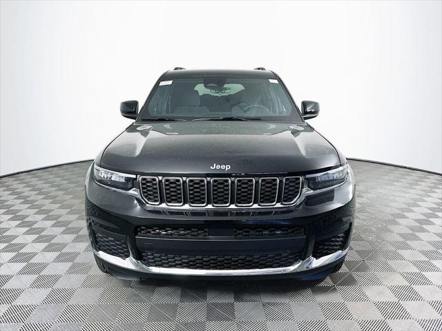 2025 Jeep Grand Cherokee GRAND CHEROKEE L LAREDO 4X4