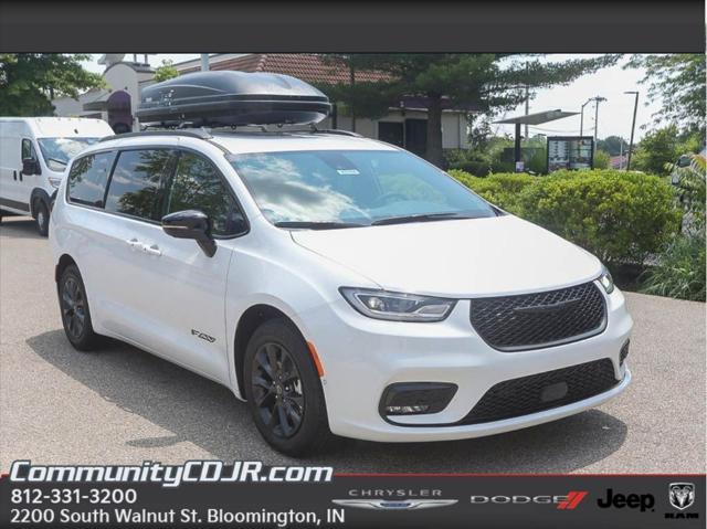 2025 Chrysler Pacifica PACIFICA SELECT