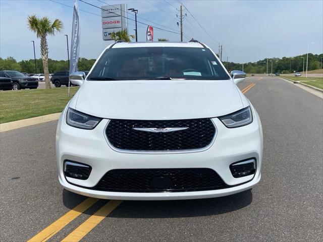 2024 Chrysler Pacifica Hybrid Pinnacle 2024 Chrysler Pacifica Hybrid Pinnacle