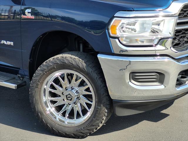 2022 RAM 2500 Tradesman Crew Cab 4x4 64 Box