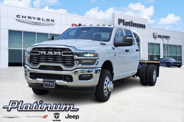 2025 RAM Ram 3500 Chassis Cab RAM 3500 TRADESMAN CREW CAB CHASSIS 4X4 60 CA