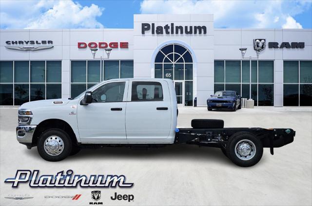 2025 RAM Ram 3500 Chassis Cab RAM 3500 TRADESMAN CREW CAB CHASSIS 4X4 60 CA