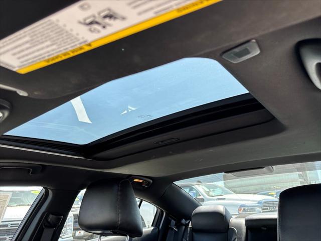 2022 Dodge Charger SXT RWD