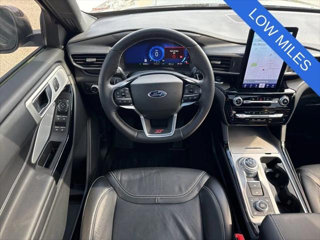 2022 Ford Explorer ST 2022 Ford Explorer ST