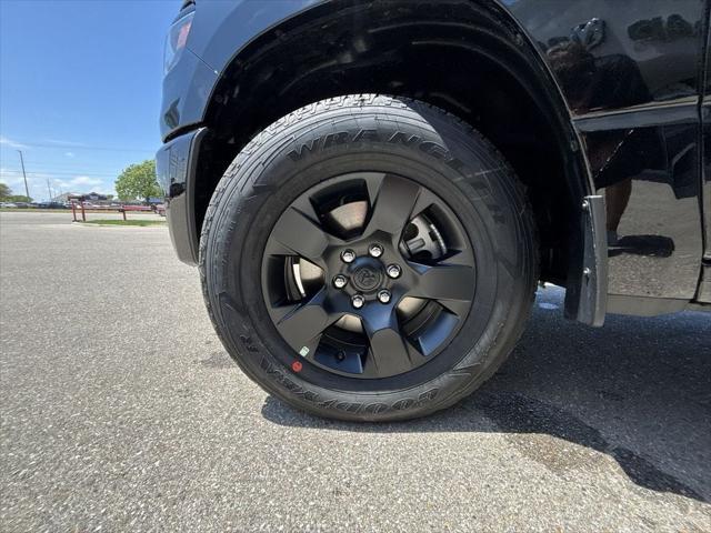 2025 RAM Ram 1500 RAM 1500 TRADESMAN CREW CAB 4X4 57 BOX
