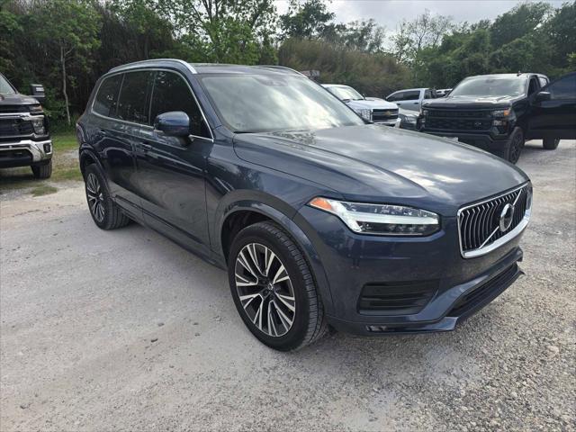 2022 Volvo XC90 T6 Momentum 7 Passenger