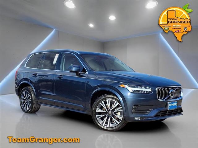 2022 Volvo XC90 T6 Momentum 7 Passenger