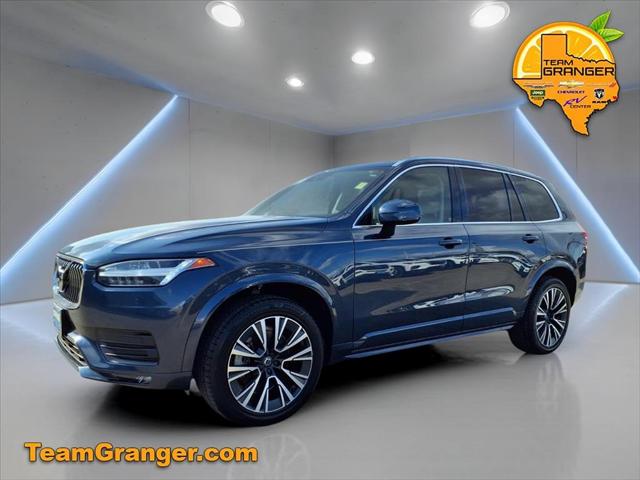 2022 Volvo XC90 T6 Momentum 7 Passenger
