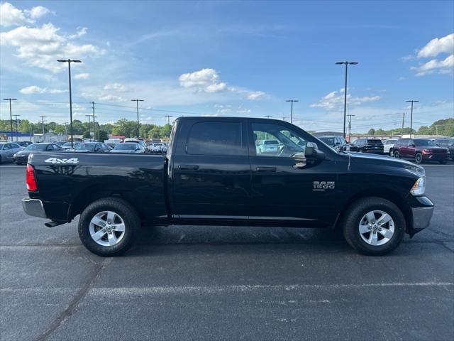 2023 RAM 1500 Classic SLT Crew Cab 4x4 57 Box
