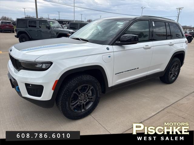 2023 Jeep Grand Cherokee 4xe Trailhawk