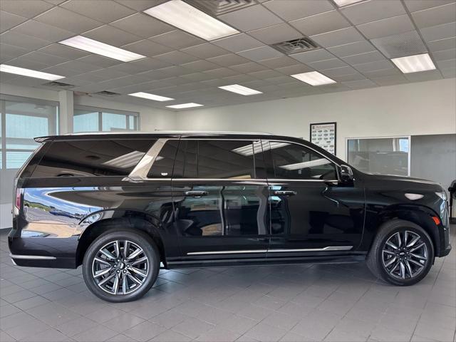 2022 Cadillac Escalade ESV 4WD Premium Luxury