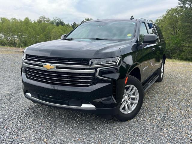 2023 Chevrolet Suburban 2WD LT
