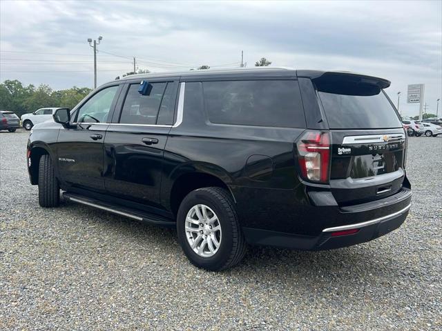 2023 Chevrolet Suburban 2WD LT