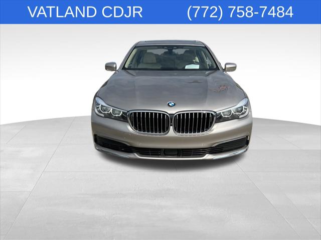 2019 BMW 740i 740i