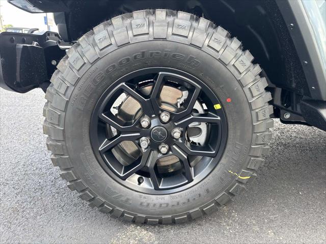 2025 Jeep Gladiator GLADIATOR HIGH TIDE 4X4