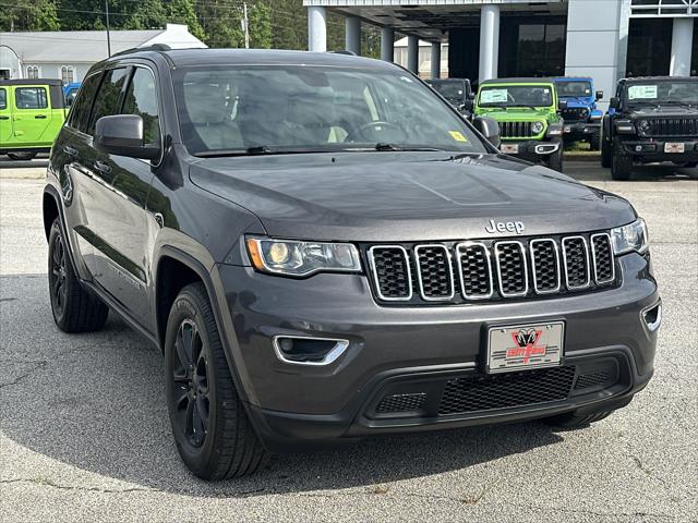 2021 Jeep Grand Cherokee Laredo E 4x2