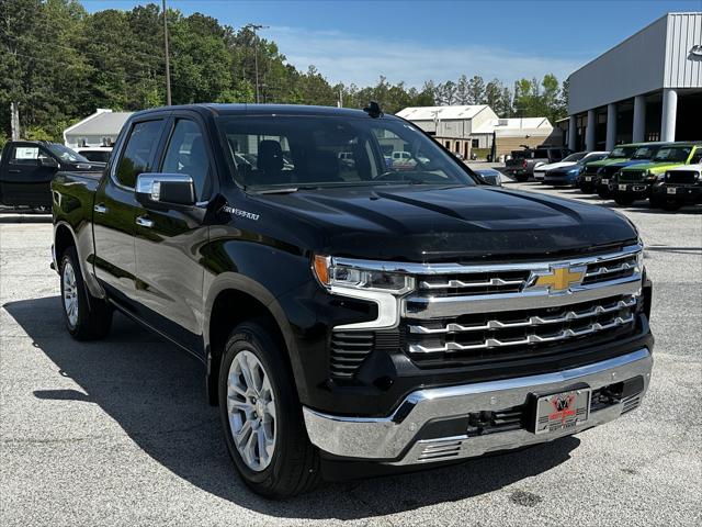 2023 Chevrolet Silverado 1500 4WD Crew Cab Short Bed LTZ