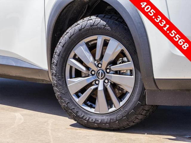 2022 Nissan Pathfinder SV 4WD