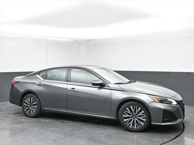 2023 Nissan Altima SV FWD