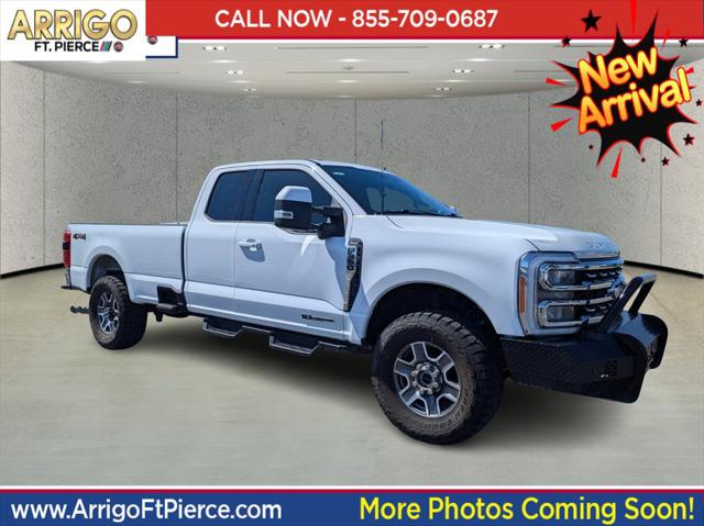 2023 Ford F-350 LARIAT