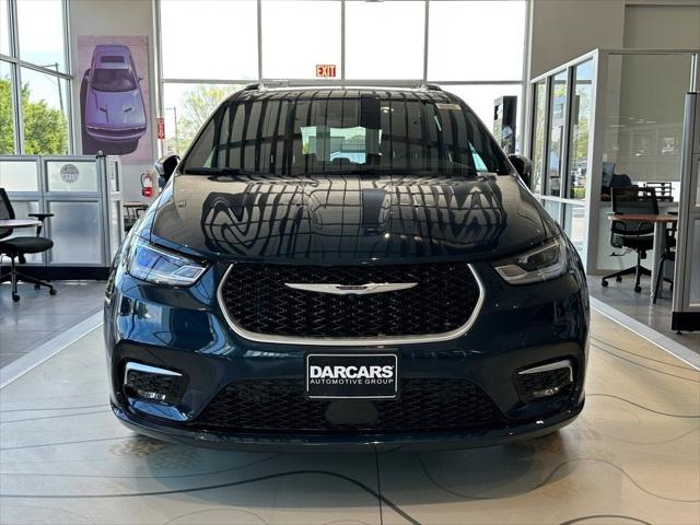 2025 Chrysler Pacifica Hybrid PACIFICA PLUG-IN HYBRID PINNACLE