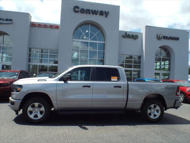 2024 RAM 1500 Tradesman Crew Cab 4x4 64 Box