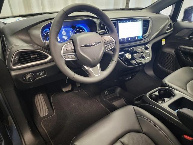 2025 Chrysler Pacifica PACIFICA SELECT AWD