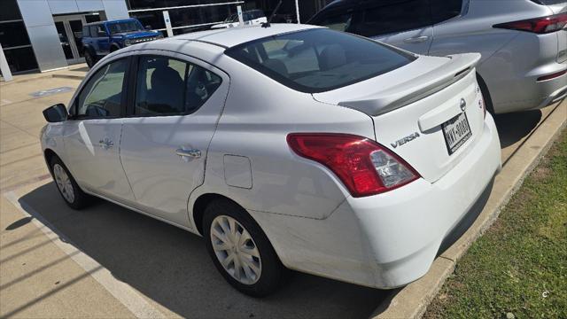 2017 Nissan Versa 1.6 SV