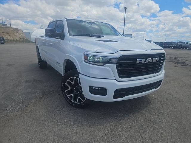 2025 RAM Ram 1500 RAM 1500 LARAMIE CREW CAB 4X4 64 BOX