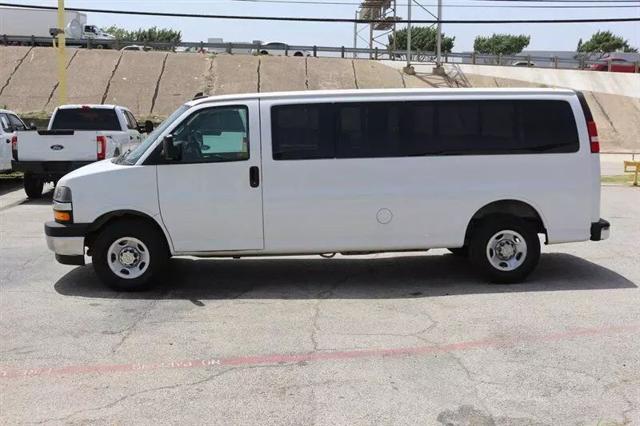 2020 Chevrolet Express Passenger RWD 3500 Extended Wheelbase LT