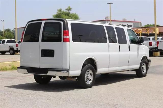 2020 Chevrolet Express Passenger RWD 3500 Extended Wheelbase LT