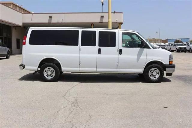 2020 Chevrolet Express Passenger RWD 3500 Extended Wheelbase LT