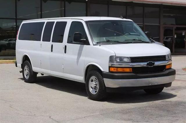 2020 Chevrolet Express Passenger RWD 3500 Extended Wheelbase LT