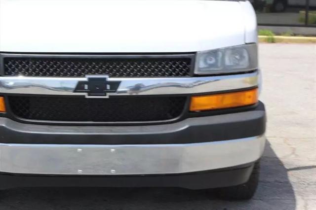 2020 Chevrolet Express Passenger RWD 3500 Extended Wheelbase LT