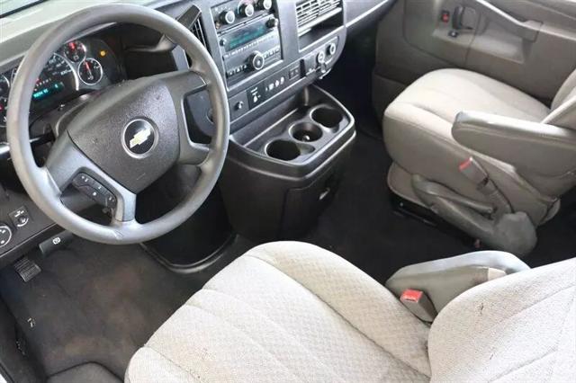 2020 Chevrolet Express Passenger RWD 3500 Extended Wheelbase LT