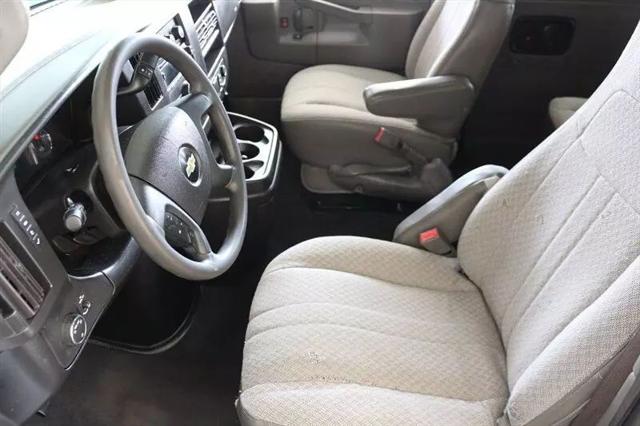 2020 Chevrolet Express Passenger RWD 3500 Extended Wheelbase LT