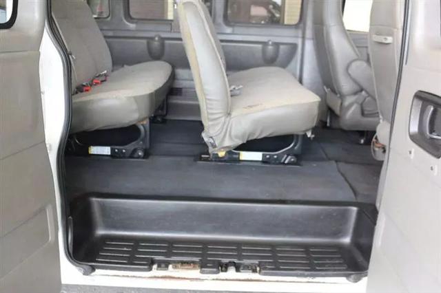 2020 Chevrolet Express Passenger RWD 3500 Extended Wheelbase LT