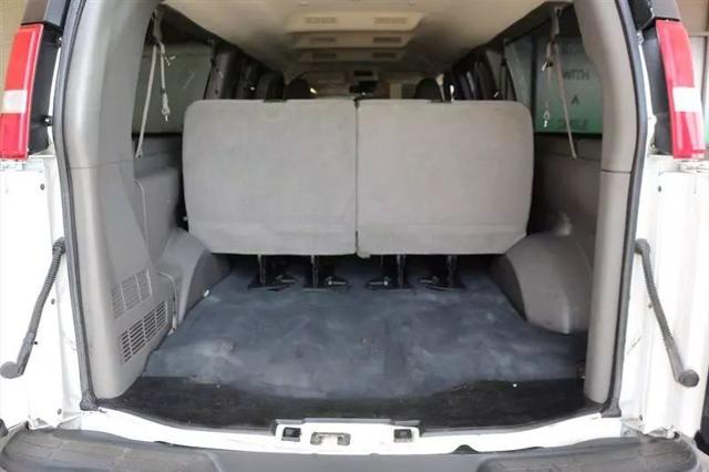 2020 Chevrolet Express Passenger RWD 3500 Extended Wheelbase LT