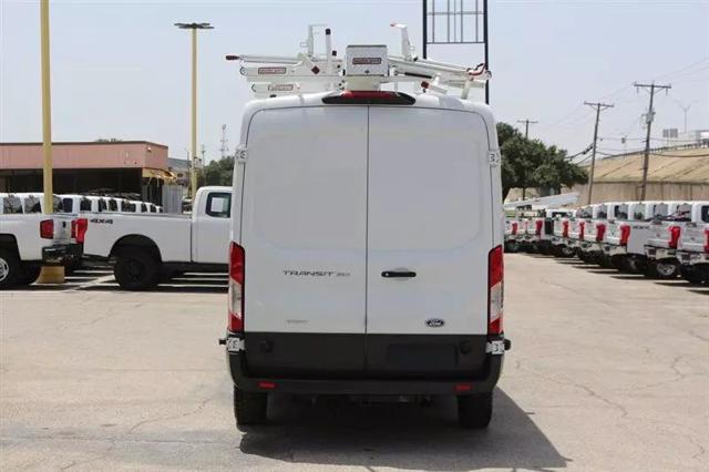 2018 Ford Transit Medium Roof w/Sliding Side Door w/LWB Van