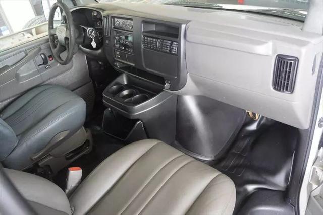 2004 Chevrolet Express Van
