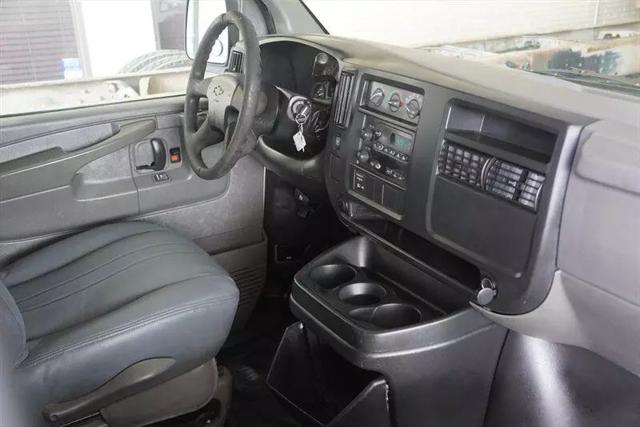 2004 Chevrolet Express Van