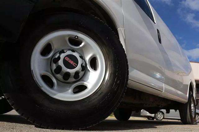 2012 GMC Savana 2500 Work Van